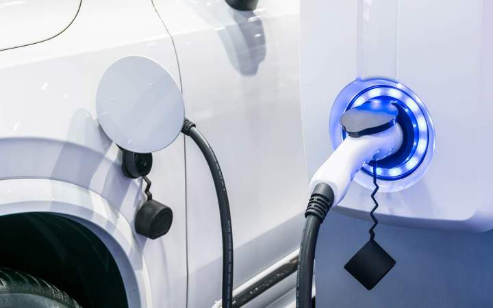 Installation de bornes de recharge Île-de-France